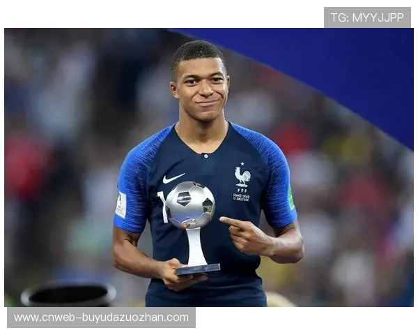 姆巴佩家族新星埃唐崛起,里尔青训再添硕果 姆巴佩家族新星埃唐崛起,里尔青训再添硕果