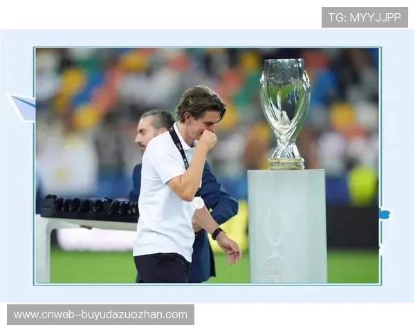 巴黎圣日耳曼本赛季赢得六座冠军奖杯，追平2009年巴萨成就